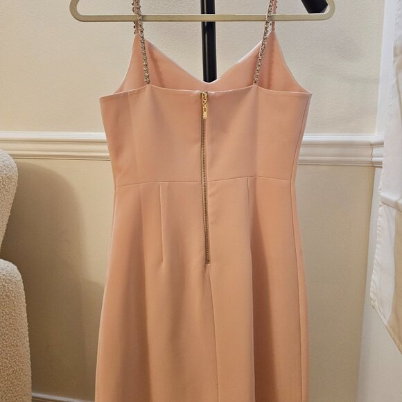 Pink short dress - Picture 4 of 6